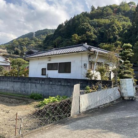 Tsugoe's House Villa / Vacation STAY 74618 Saijo Esterno foto