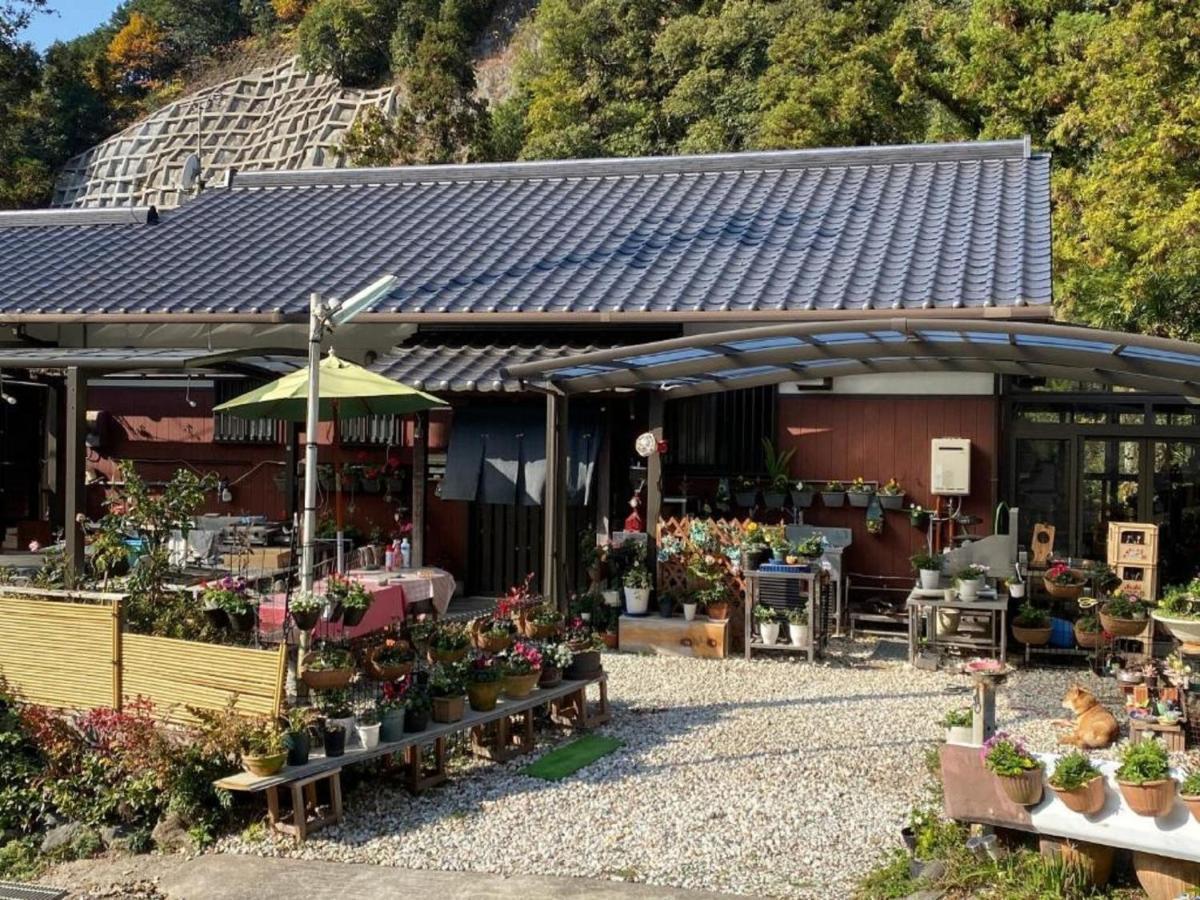 Tsugoe's House Villa / Vacation STAY 74618 Saijo Esterno foto